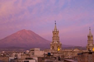Coucher de soleil sur les toits d'Arequipa