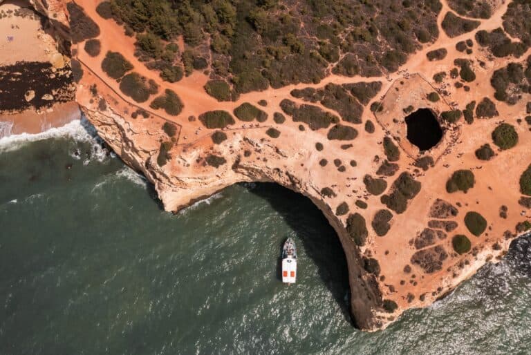 Croisière à la Grotte de Benagil avec observation des dauphins