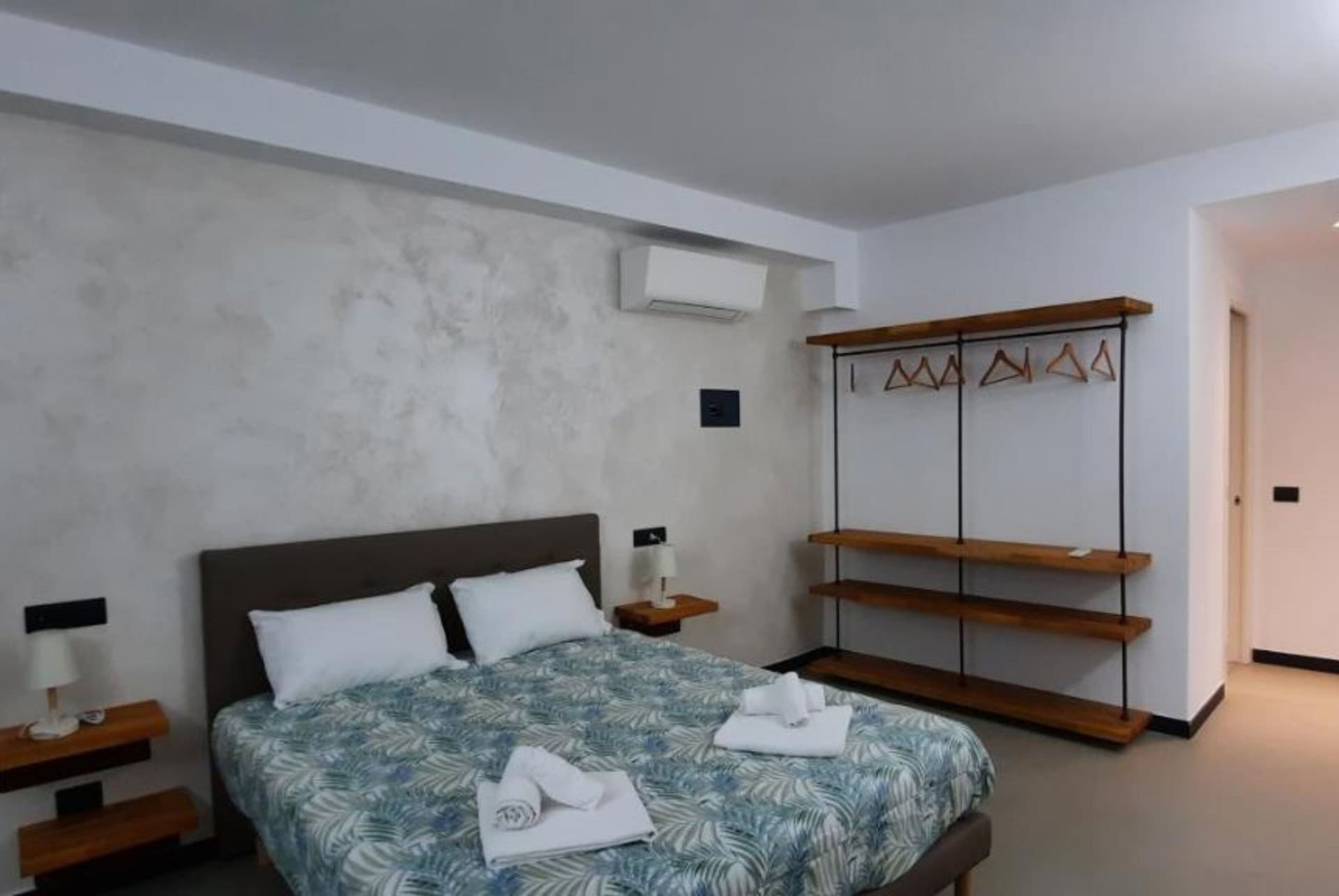 afficatamere ambrosia manarola