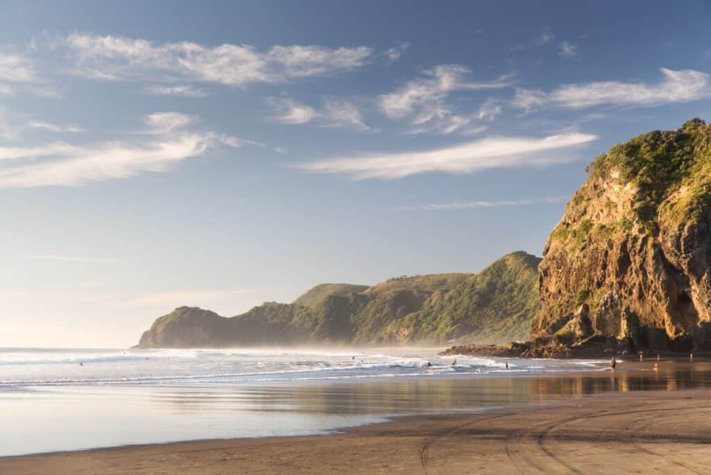 piha beach