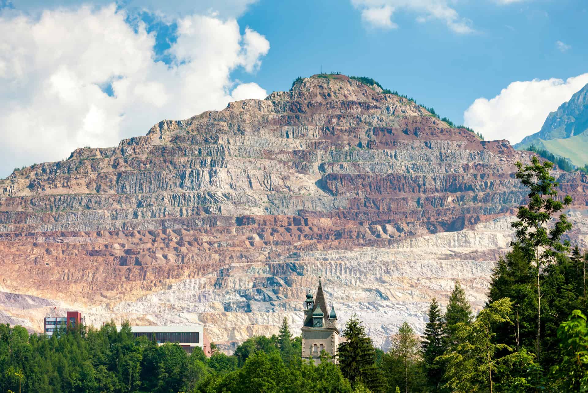 paysage spectaculaire de la mine de fer de eisenerz