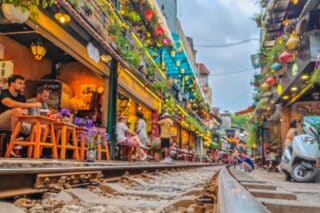 que faire a hanoi rue train