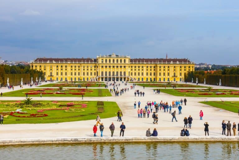 Visite guidée du château et des jardins en coupe-file