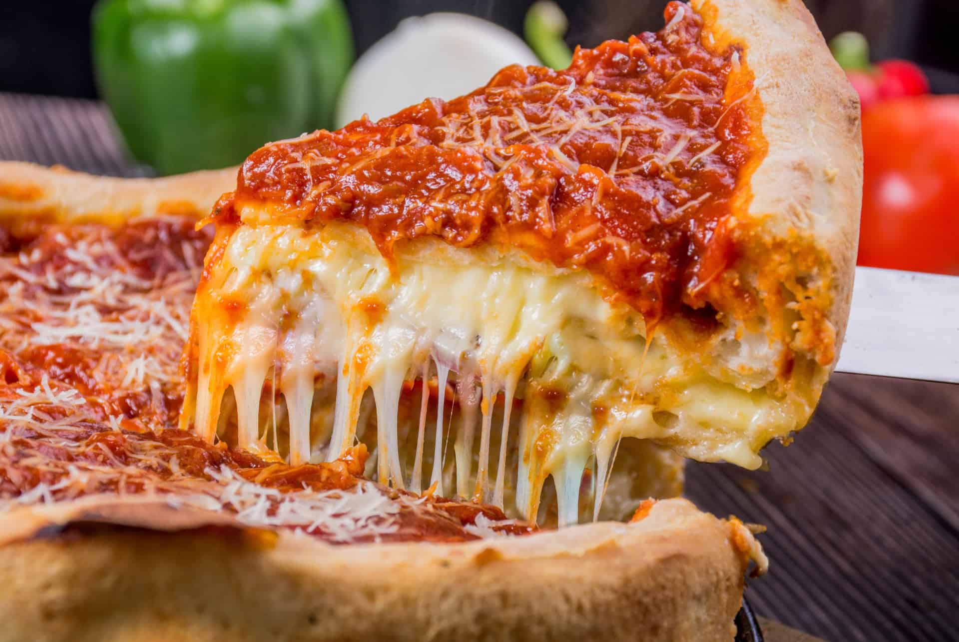 pizza deep dish de chicago