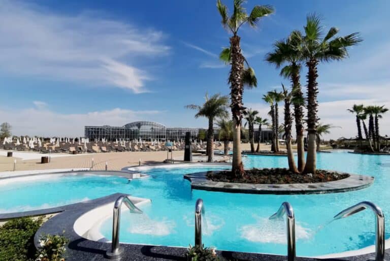 Entrée pour les thermes de Bucarest